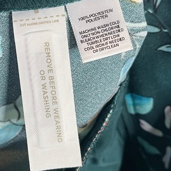 NWT Ann Taylor LOFT Women's Green Vine Floral Fluid Trouser Pants Size 8 Petite - Picture 12 of 13